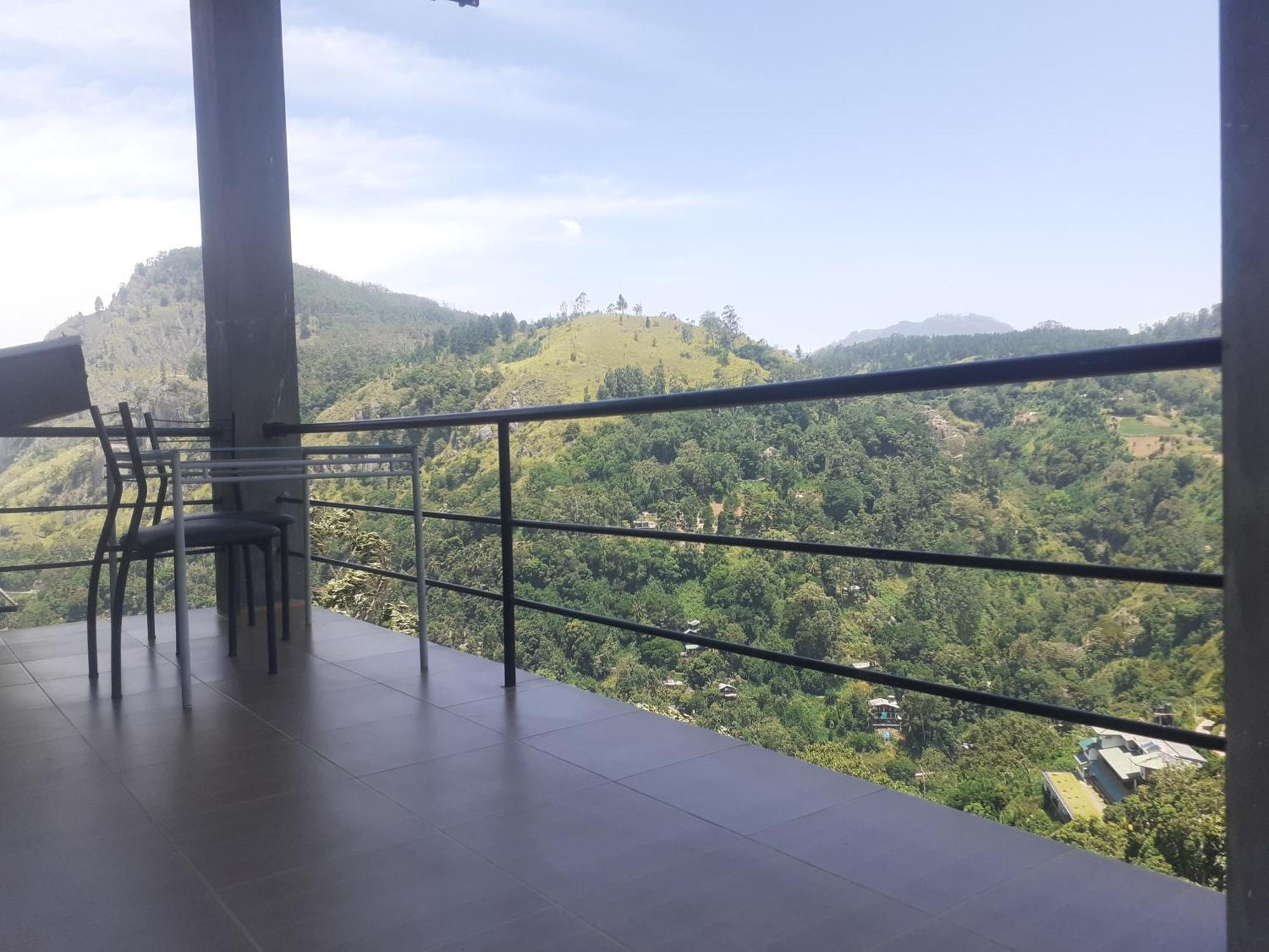 Bed and Breakfast Ella Floating View Екстер'єр фото