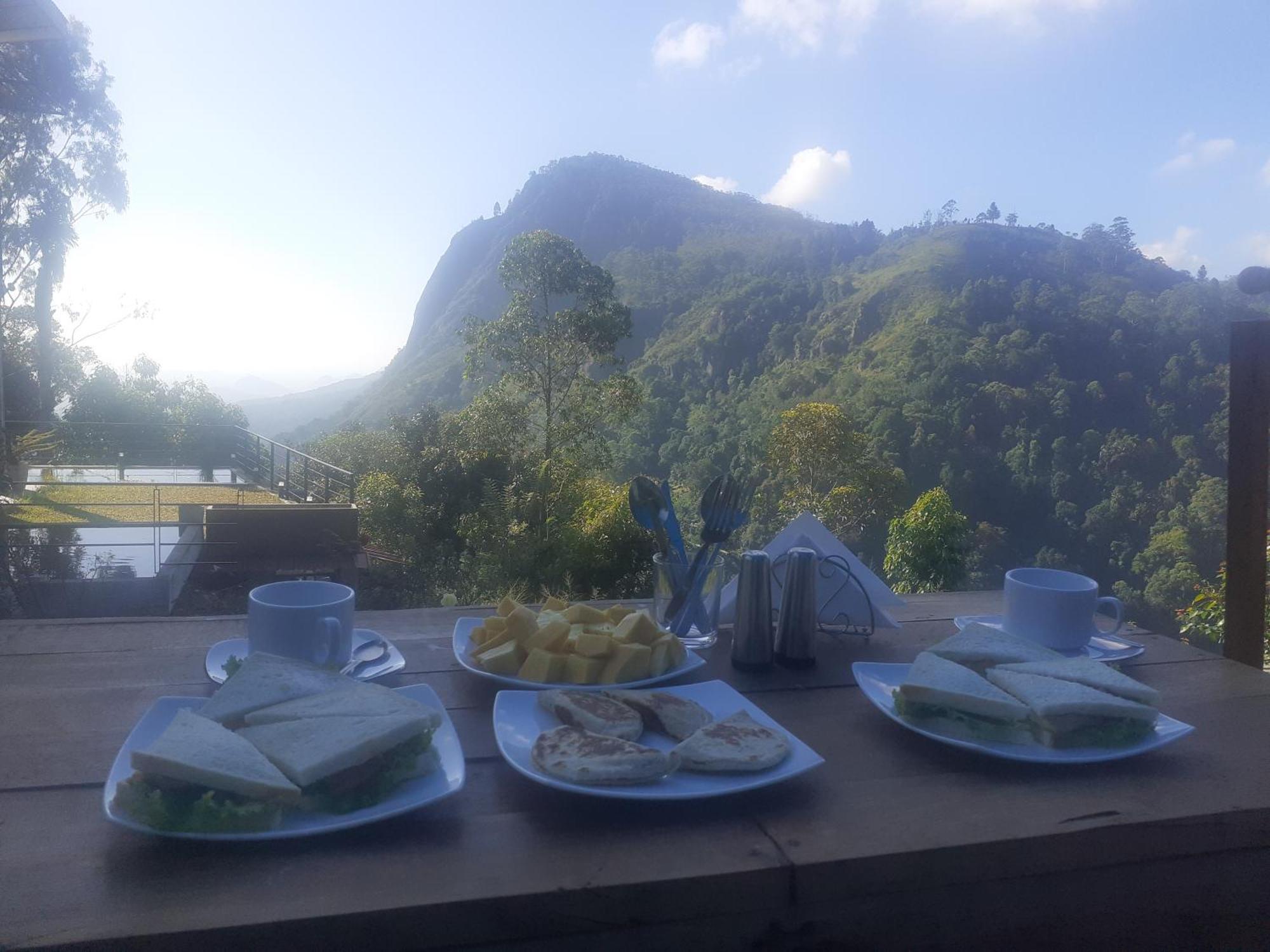 Bed and Breakfast Ella Floating View Екстер'єр фото